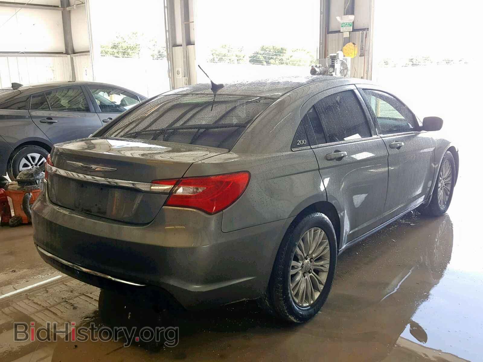 2012 CHRYSLER 200 - VIN: 1C3CCBAB3CN105031 - Фото 4