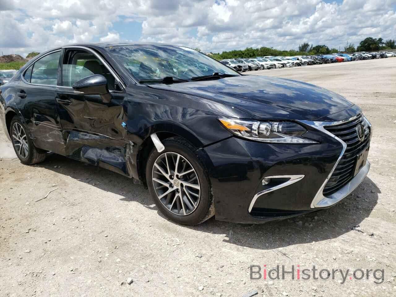 Photo 58ABK1GG6GU031126 - LEXUS ES350 2016