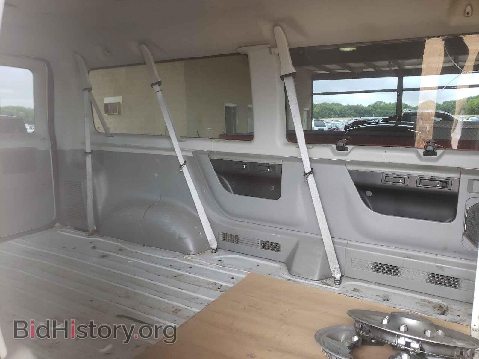 2011 FORD ECONOLINE - VIN: 1FBNE3BL3BDA48561 - Фото 6