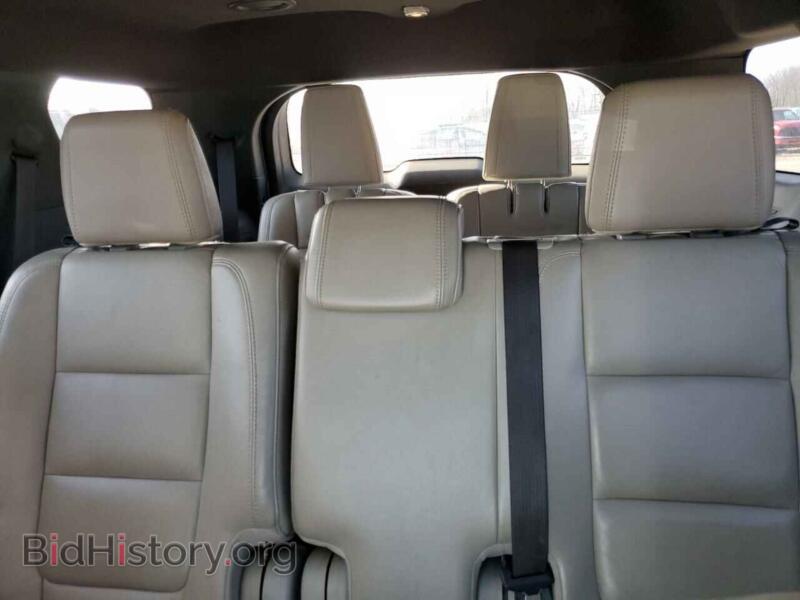 2011 Ford EXPLORER (VIN 1FMHK8D82BGA92357) — photo 10 of 13