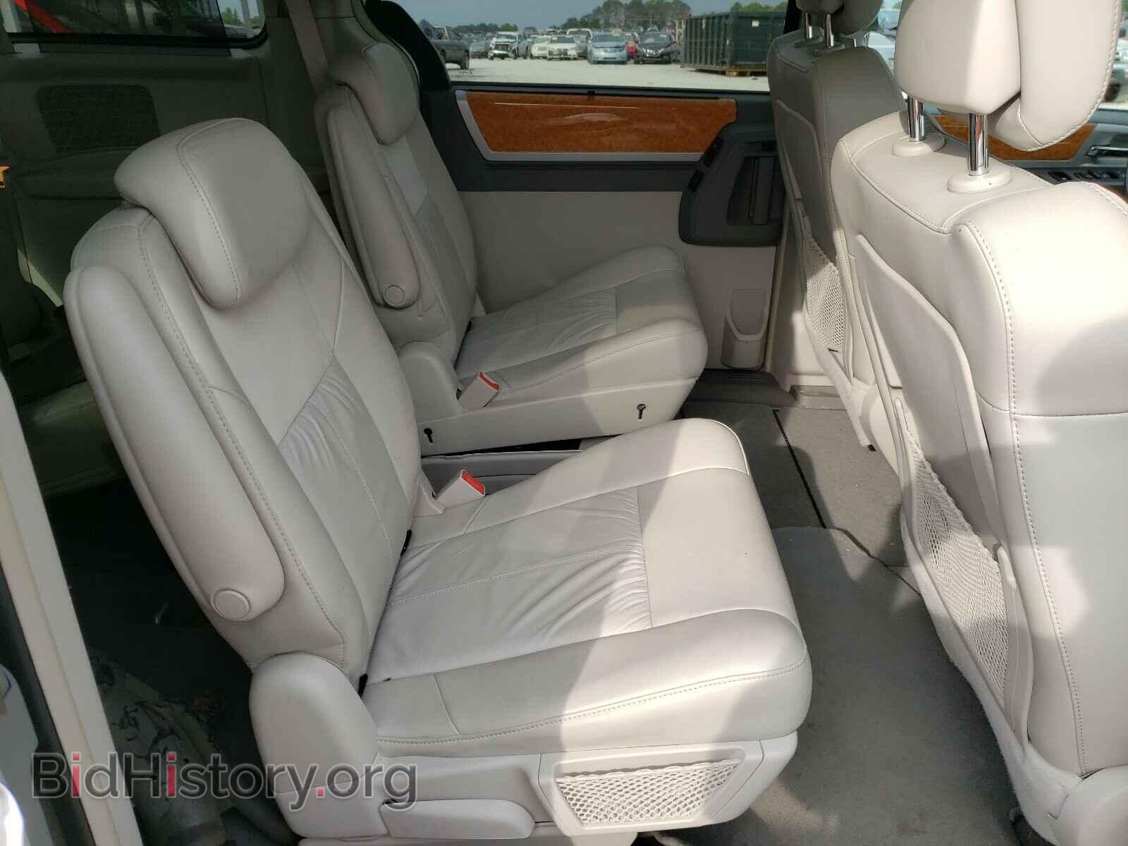 2010 CHRYSLER MINIVAN - VIN: 2A4RR7DX4AR441953 - Фото 6