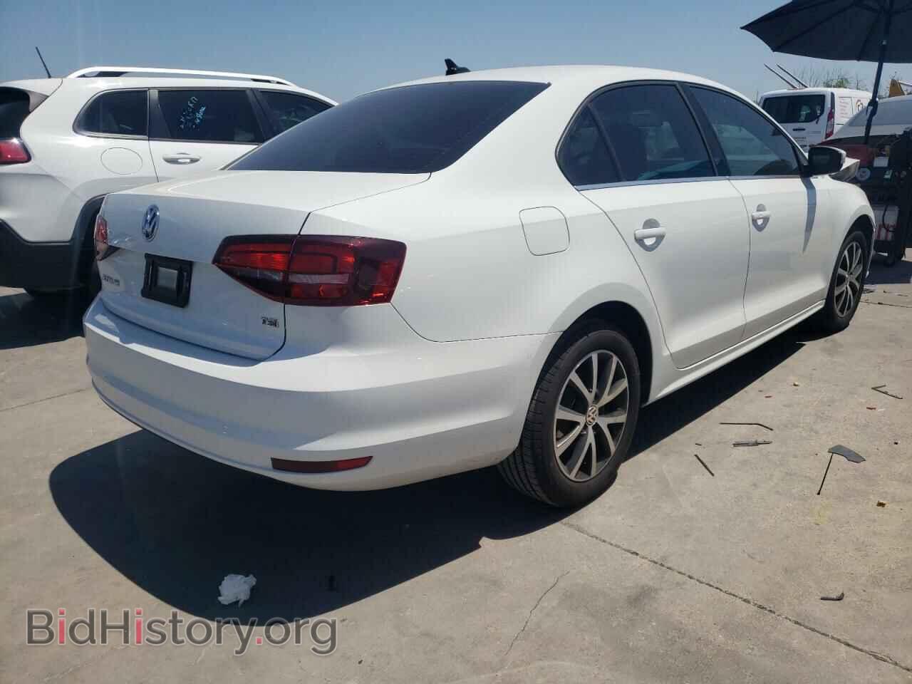 2017 VOLKSWAGEN JETTA - VIN: 3VWDB7AJ3HM262712 - Фото 4