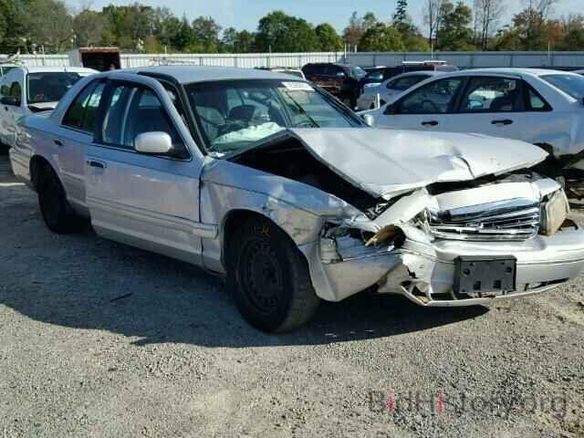 Photo 2FAFP71W9YX153965 - FORD CROWN VIC 2000