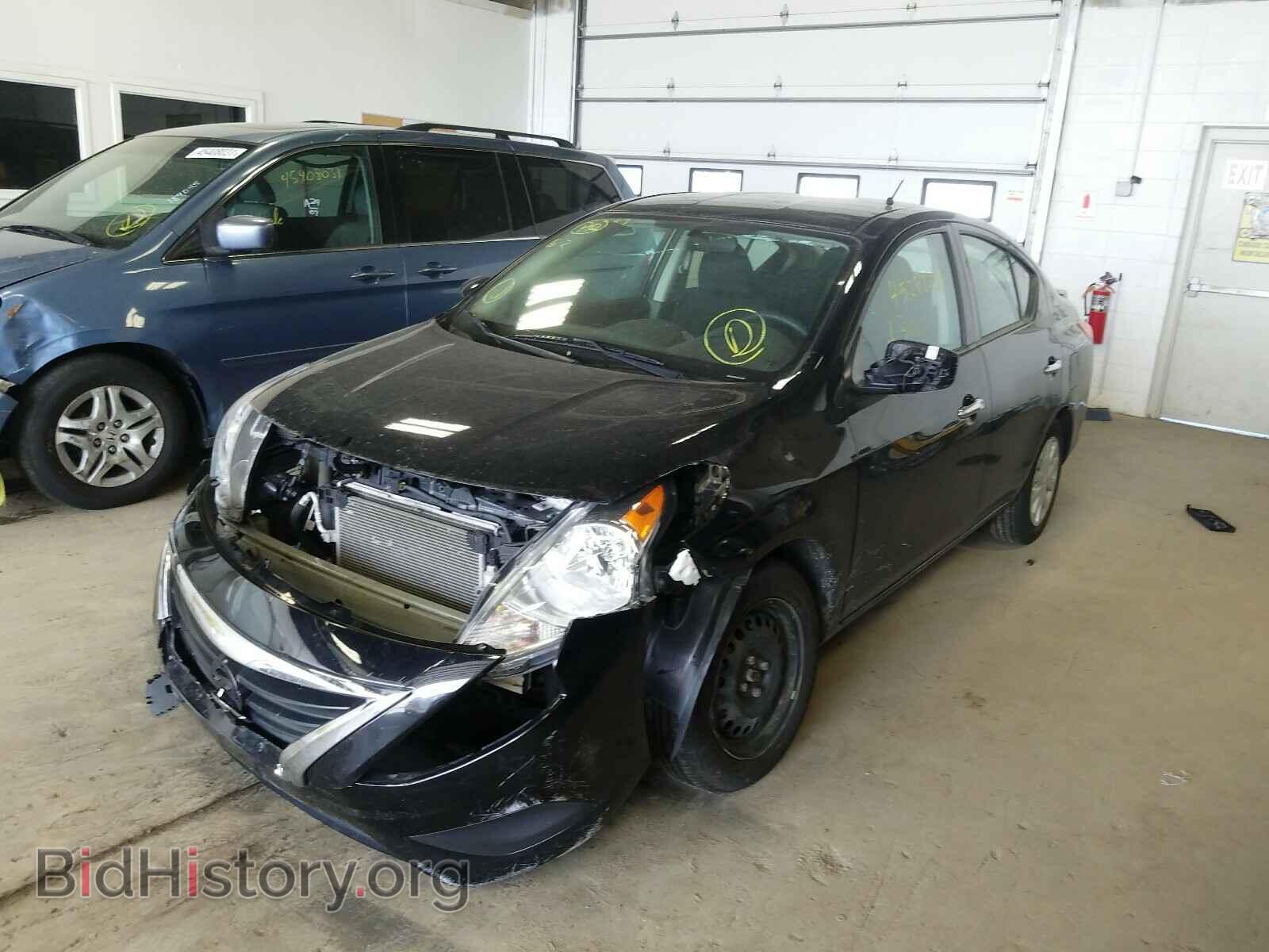 2019 NISSAN VERSA - VIN: 3N1CN7AP3KL821783 - Photo 2