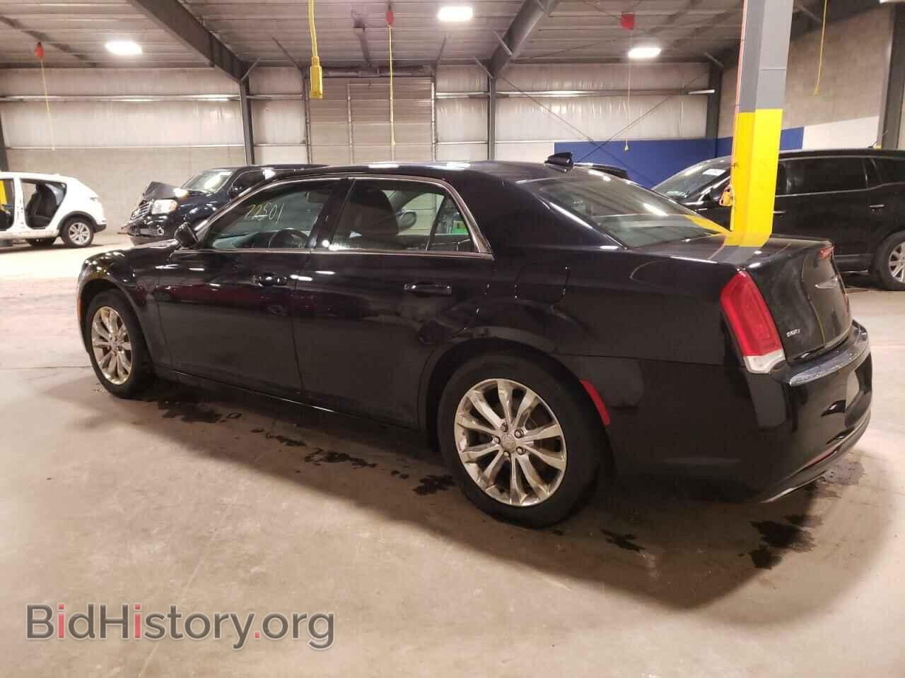 2016 CHRYSLER 300 - VIN: 2C3CCARGXGH349283 - Фото 2