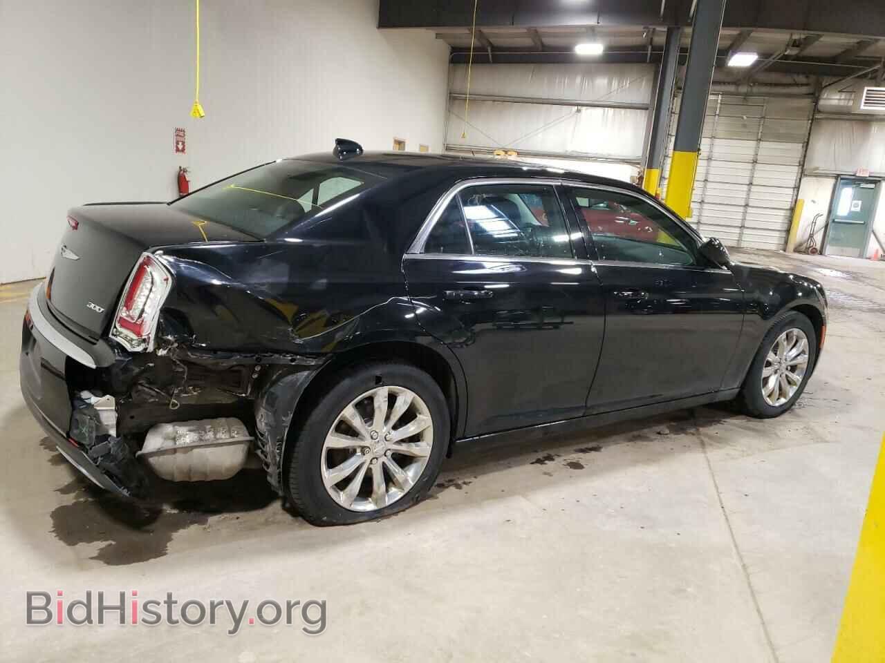 2016 CHRYSLER 300 - VIN: 2C3CCARGXGH349283 - Фото 3