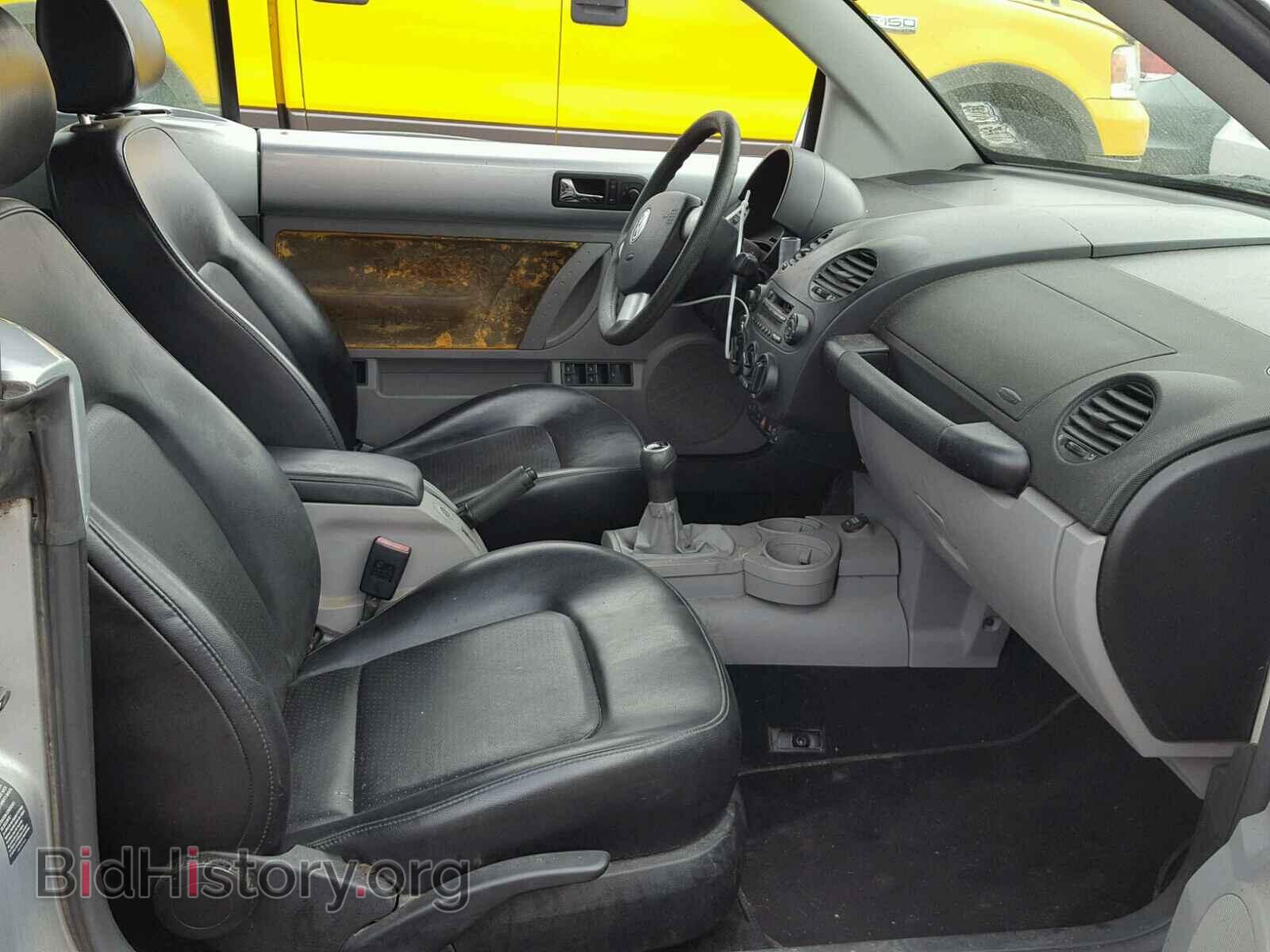 2004 VOLKSWAGEN BEETLE - VIN: 3VWCD21Y14M302902 - Фото 5