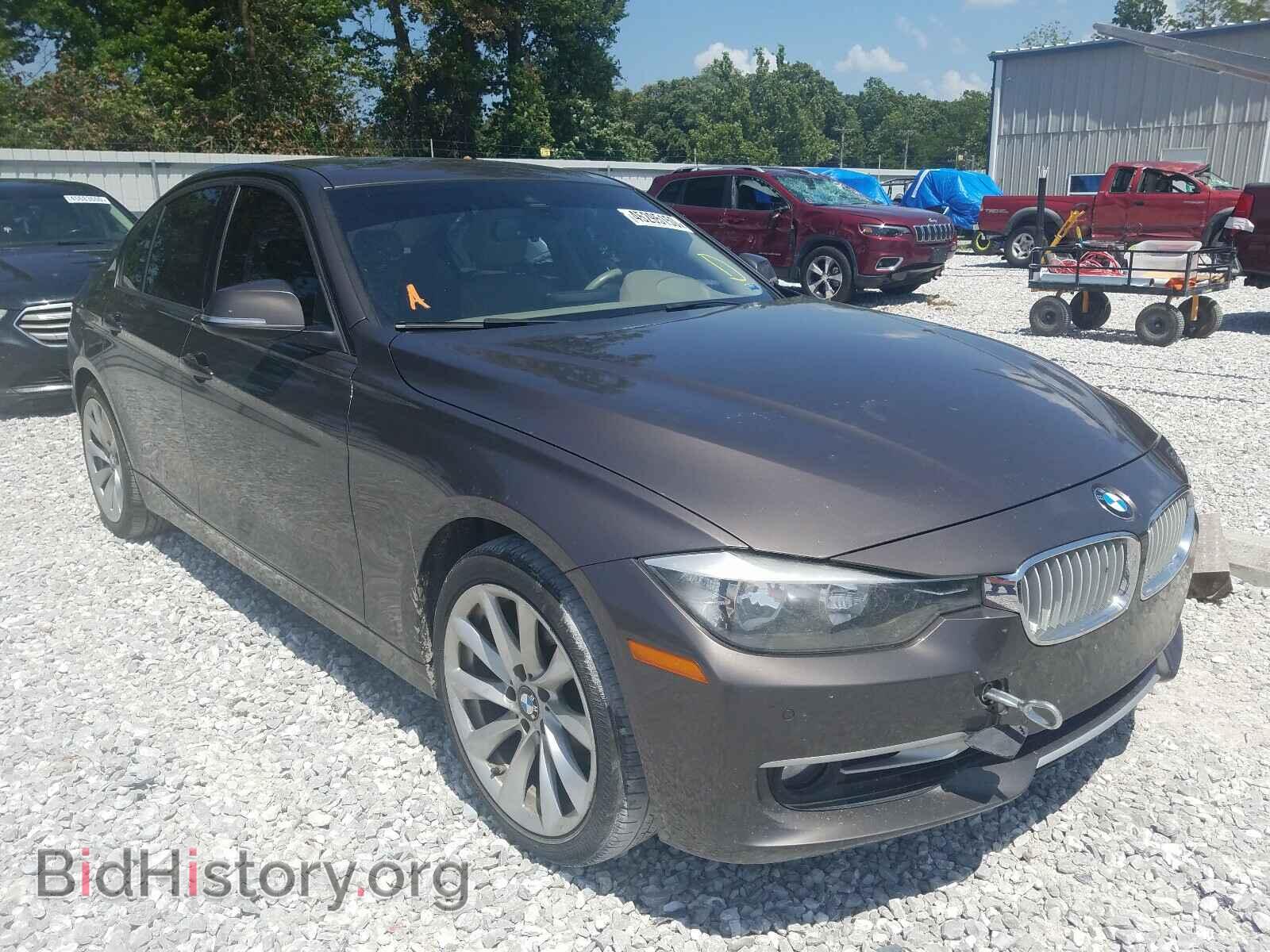 Photo WBA3A5C52CF349450 - BMW 3 SERIES 2012