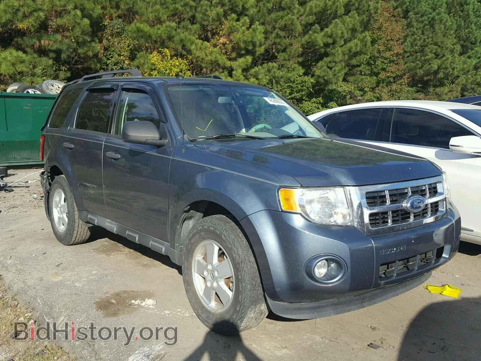 Photo 1FMCU0DG1BKB21521 - FORD ESCAPE 2011