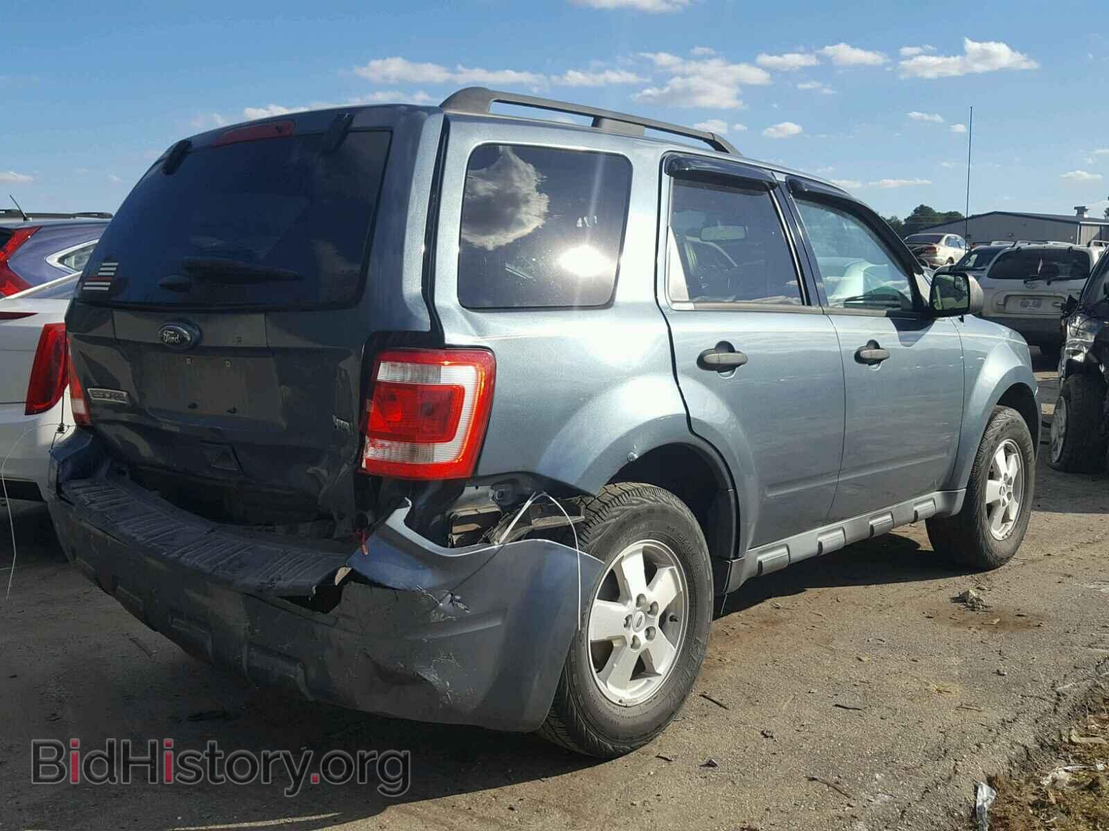 2011 FORD ESCAPE - VIN: 1FMCU0DG1BKB21521 - Photo 4