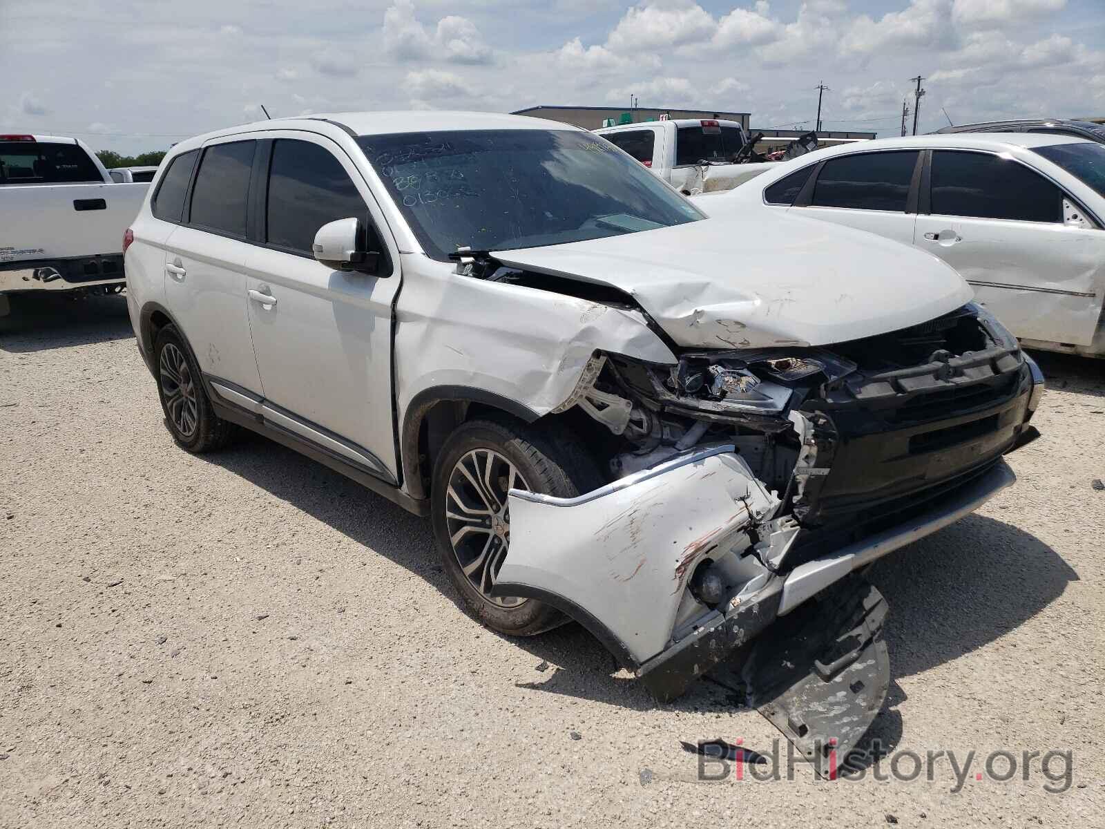 Photo JA4AD3A35GZ013006 - MITSUBISHI OUTLANDER 2016