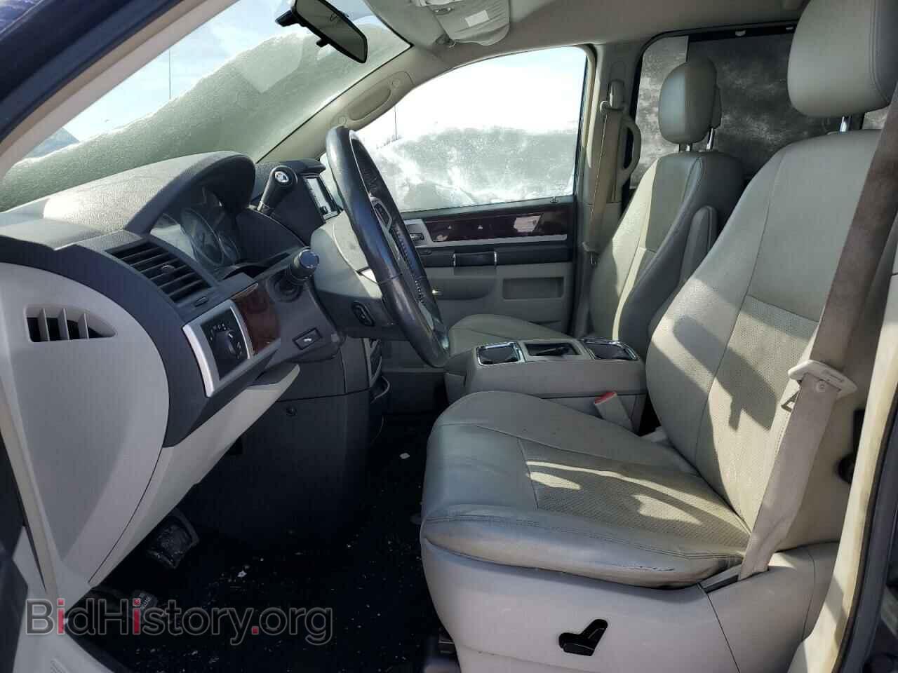 2010 CHRYSLER MINIVAN - VIN: 2A4RR8D10AR456922 - Photo 7