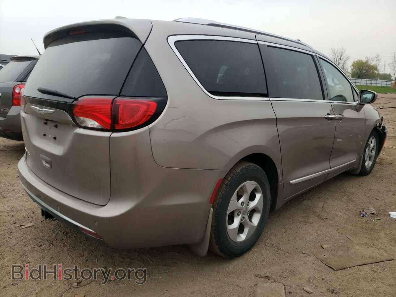 2017 CHRYSLER PACIFICA - VIN: 2C4RC1EG7HR599717 - Photo 4