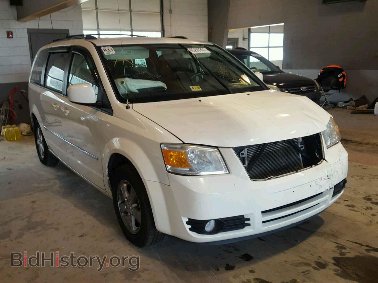 Фотография 2D4RN5D16AR121778 - DODGE CARAVAN 2010