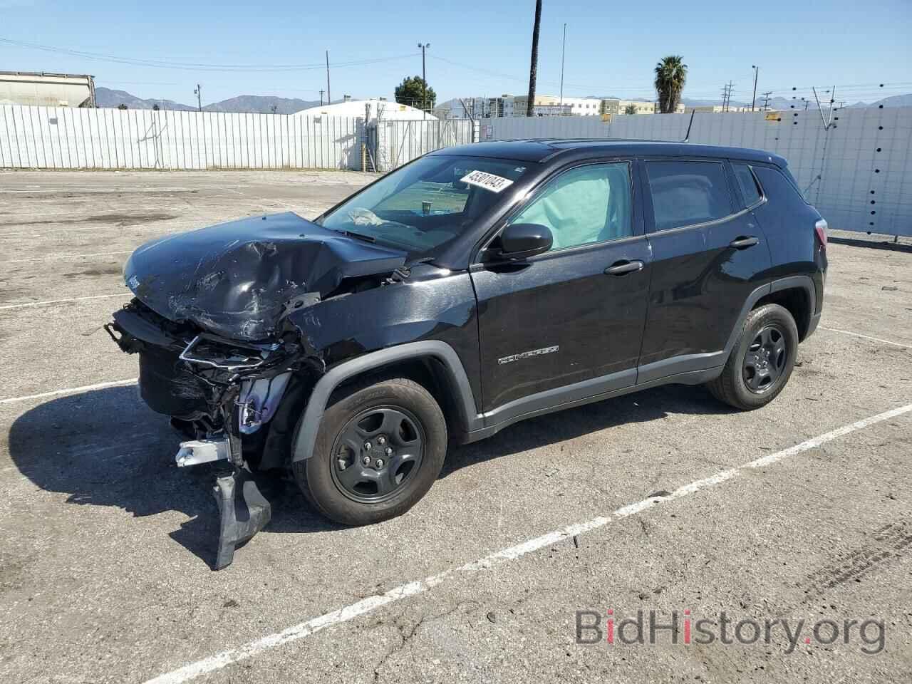 Фотография 3C4NJCAB2KT614848 - JEEP COMPASS 2019