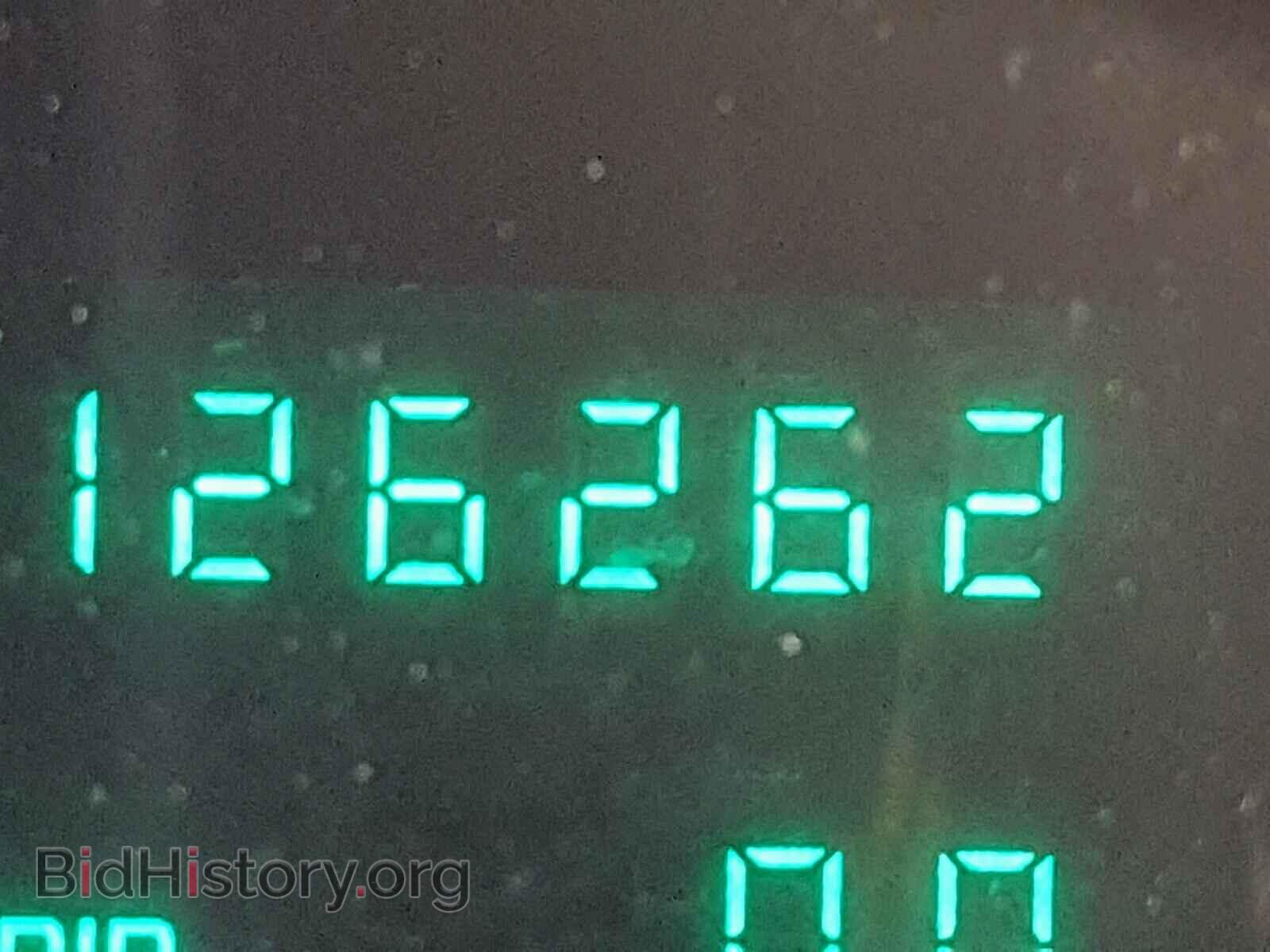 1999 CADILLAC DEVILLE - VIN: 1G6KD54Y4XU725889 - Фото 8