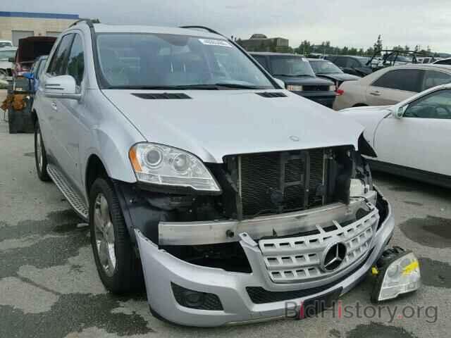 Photo 4JGBB5GB3BA691623 - MERCEDES-BENZ ML350 2011