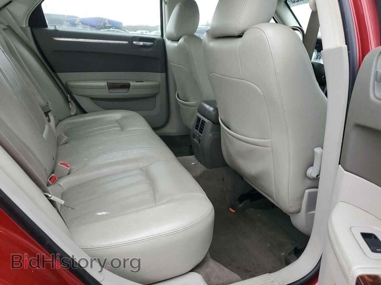2010 CHRYSLER 300 - VIN: 2C3CA6CT1AH141373 - Фото 10