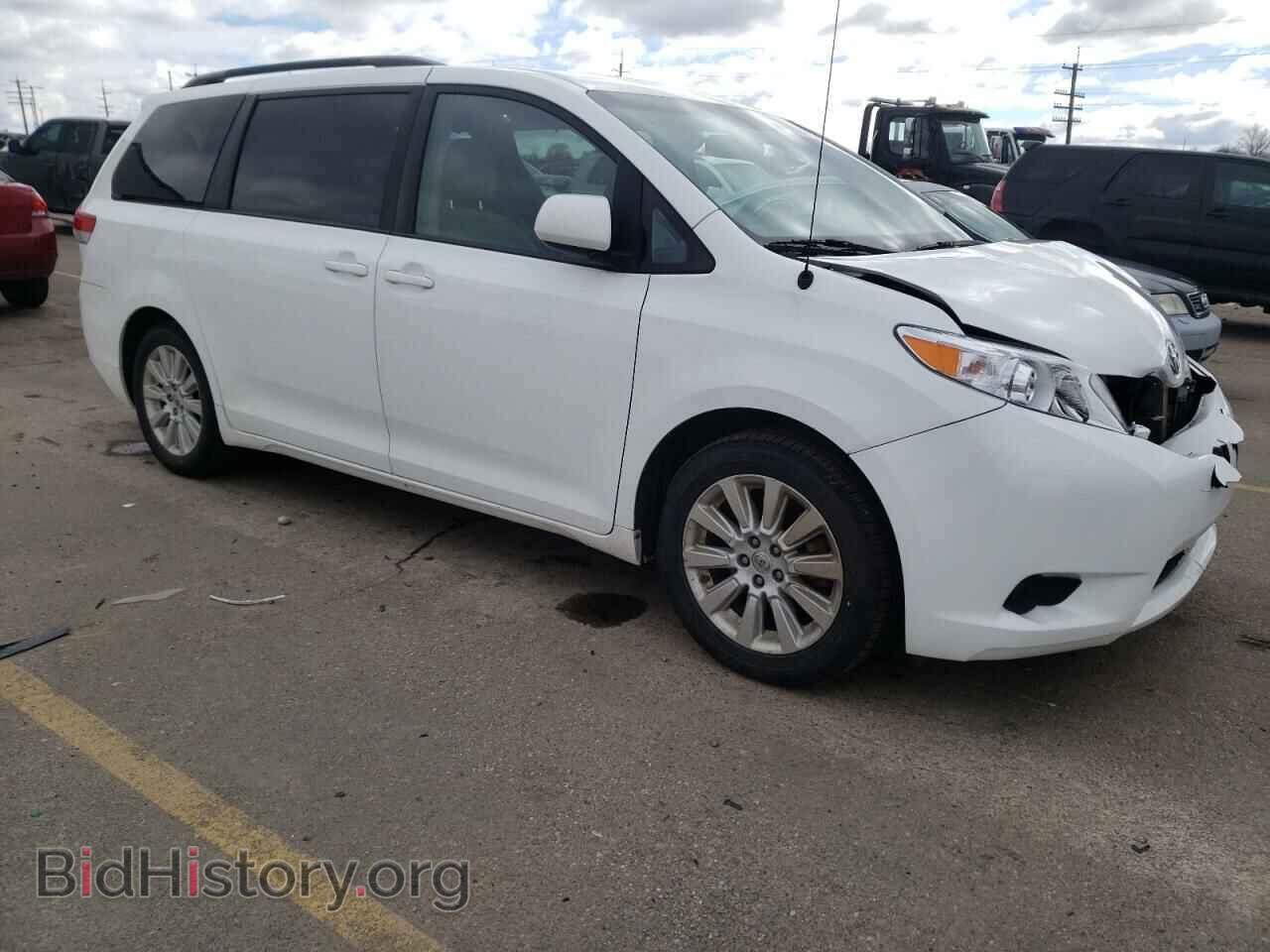 2013 TOYOTA SIENNA - VIN: 5TDJK3DC8DS055030 - Фото 4