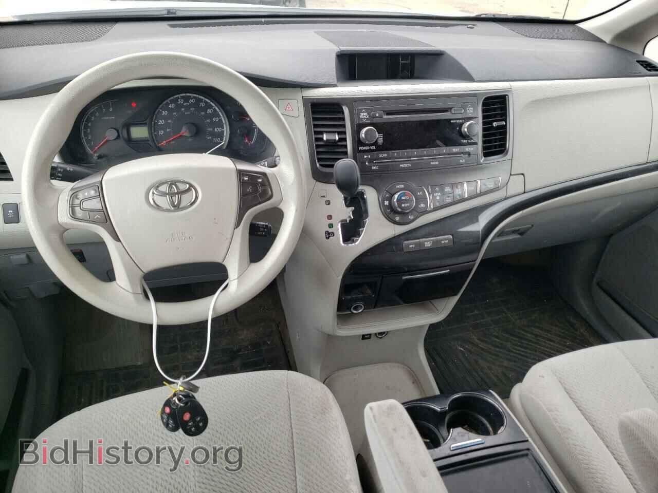 2013 TOYOTA SIENNA - VIN: 5TDJK3DC8DS055030 - Фото 8