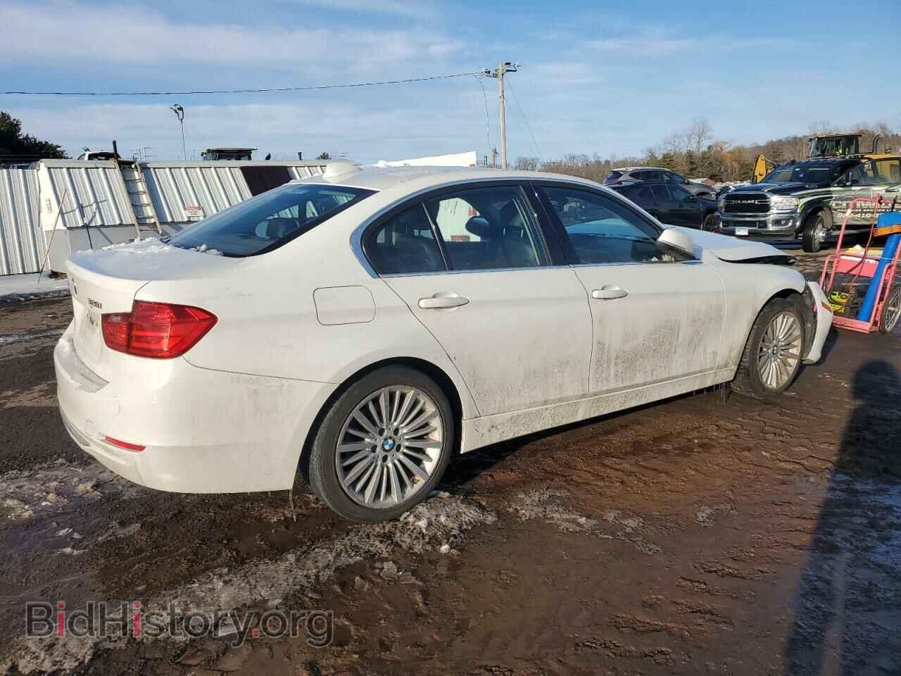 2013 BMW 3 SERIES - VIN: WBA3B3C59DF532606 - Фото 3