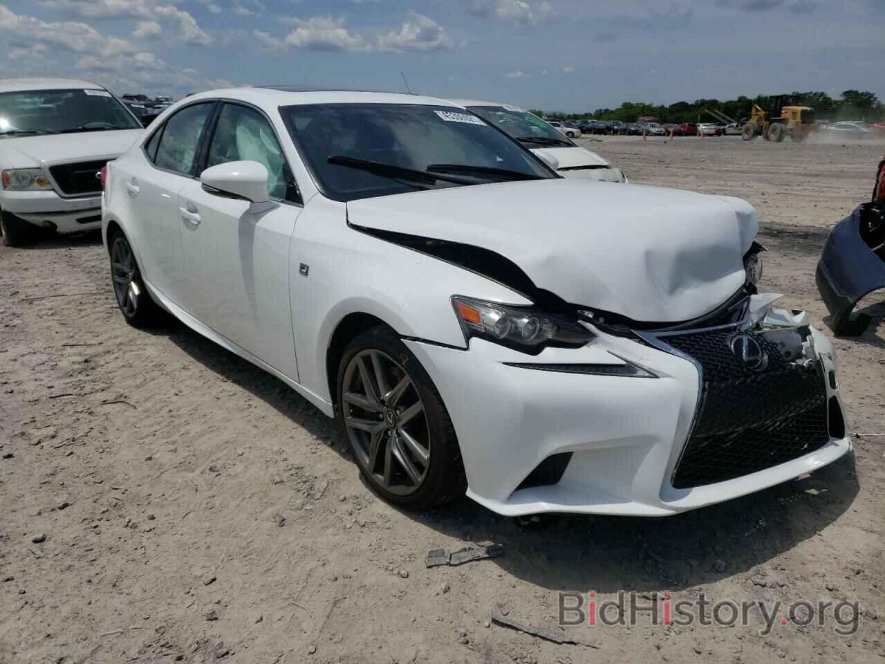 Photo JTHBE1D24F5016563 - LEXUS IS 2015