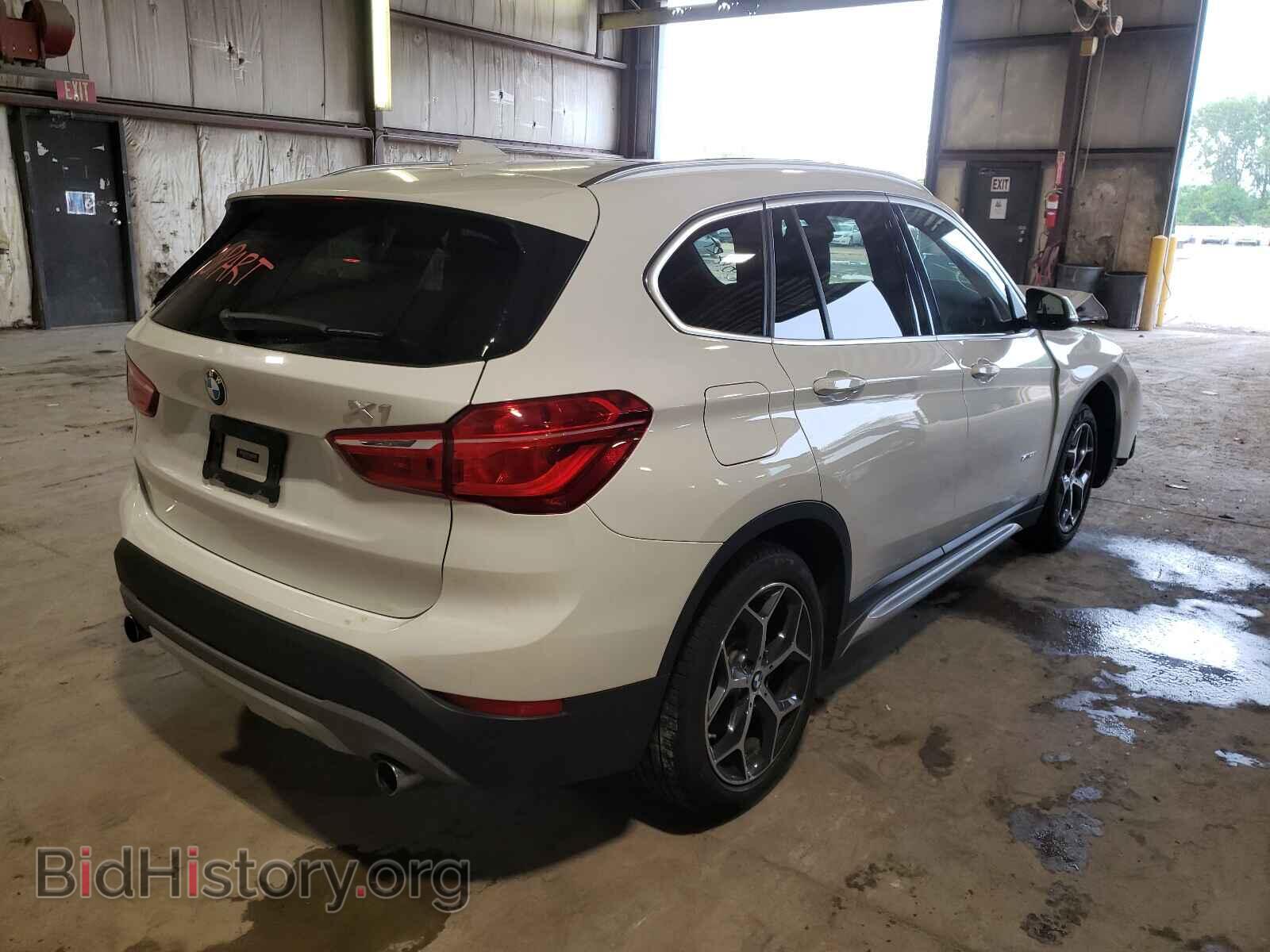 2017 BMW X1 - VIN: WBXHT3C37H5F83706 - Фото 4