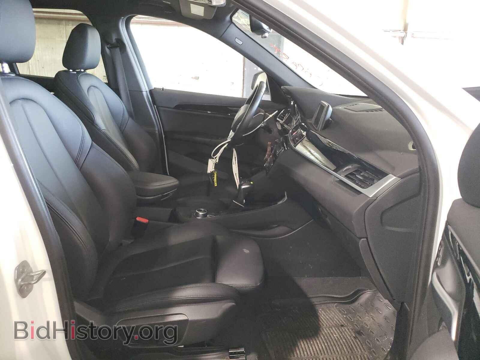 2017 BMW X1 - VIN: WBXHT3C37H5F83706 - Фото 5