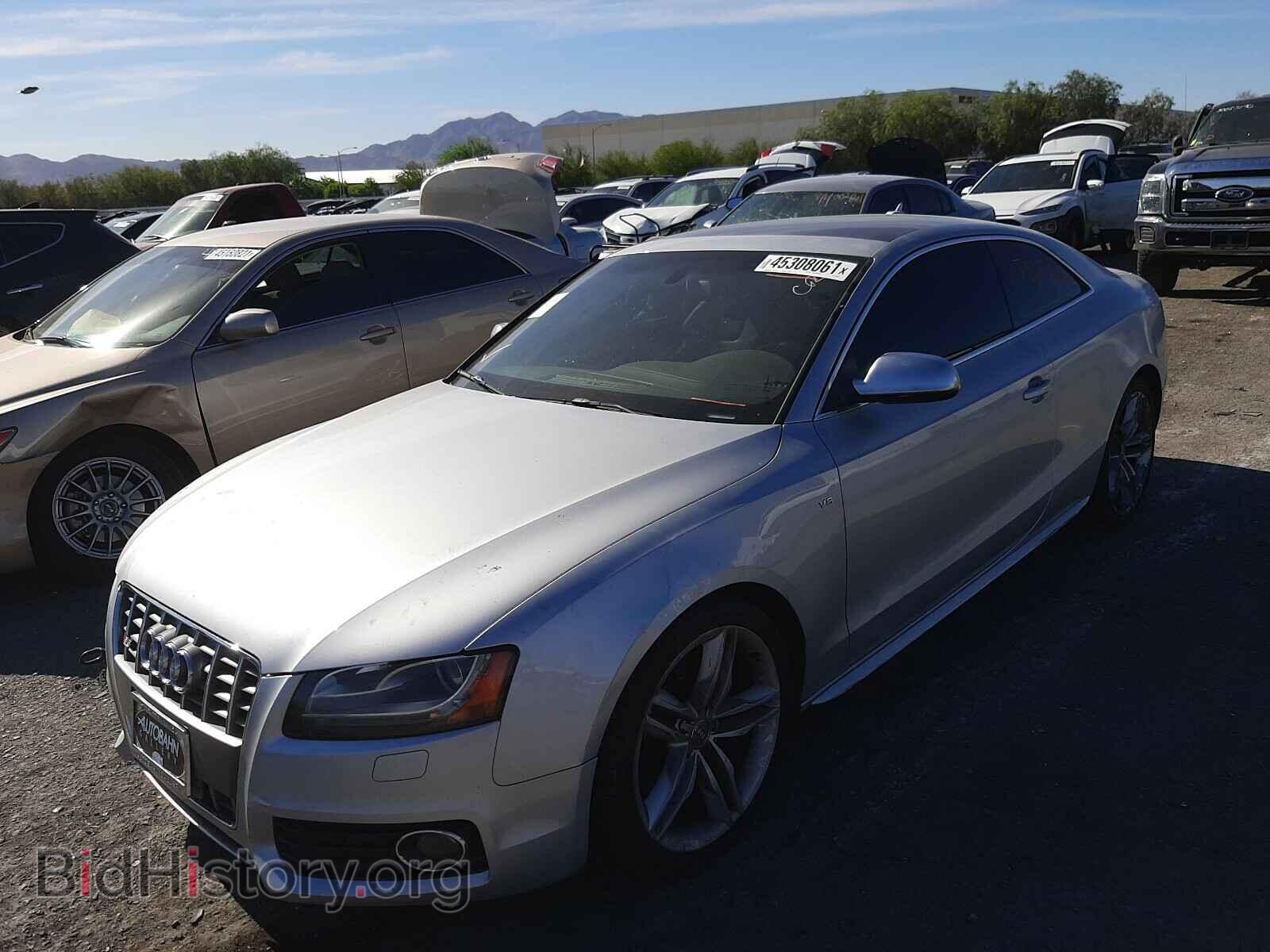 2010 AUDI S5/RS5 - VIN: WAUCVAFR5AA018447 - Фото 2