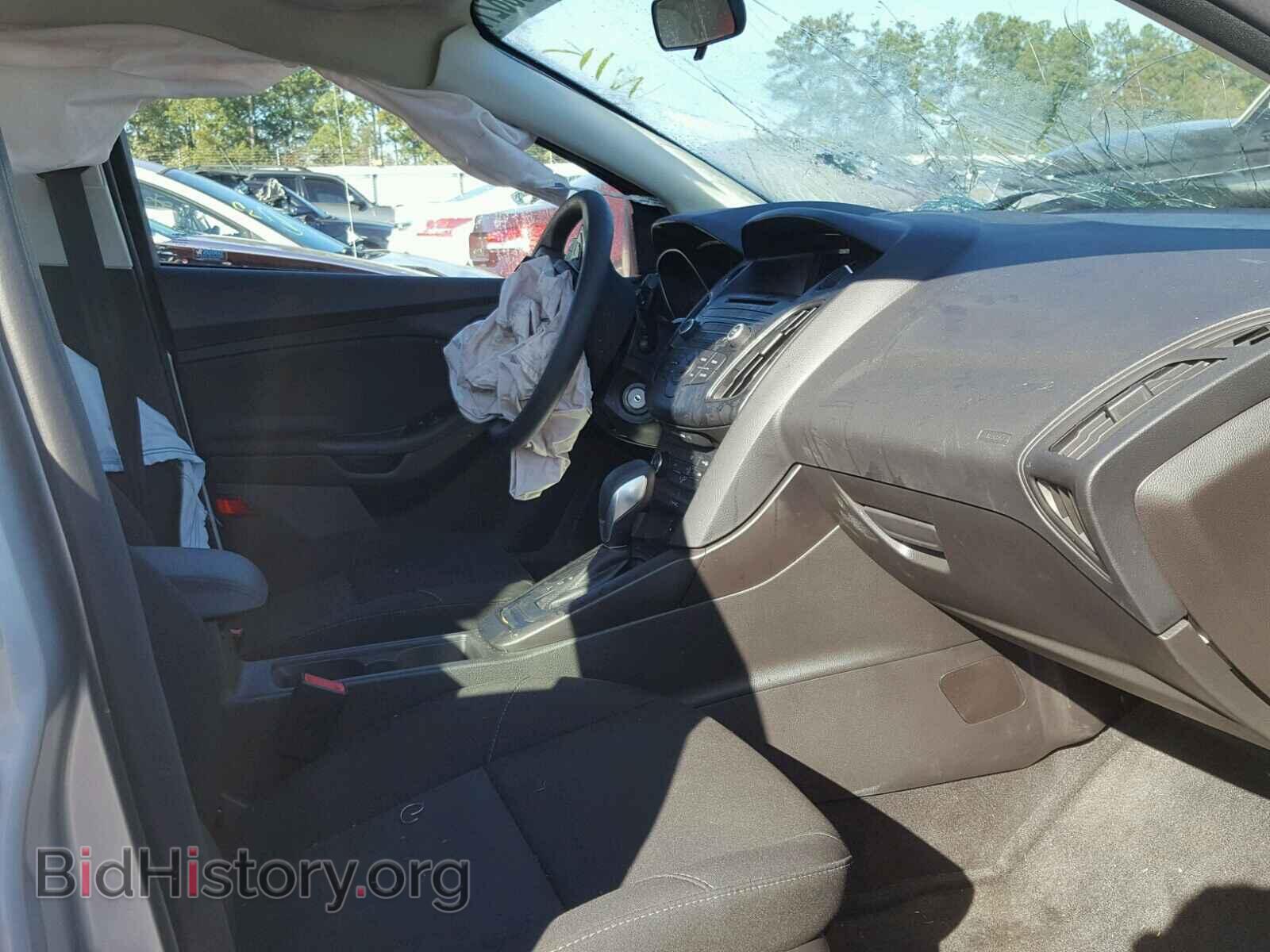 2017 FORD FOCUS - VIN: 1FADP3F23HL297675 - Photo 5