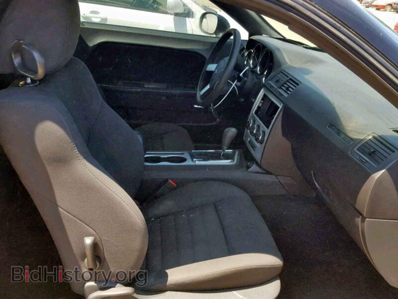 2010 Dodge CHALLENGER (VIN 2B3CJ4DV4AH320704) — photo 5 of 10
