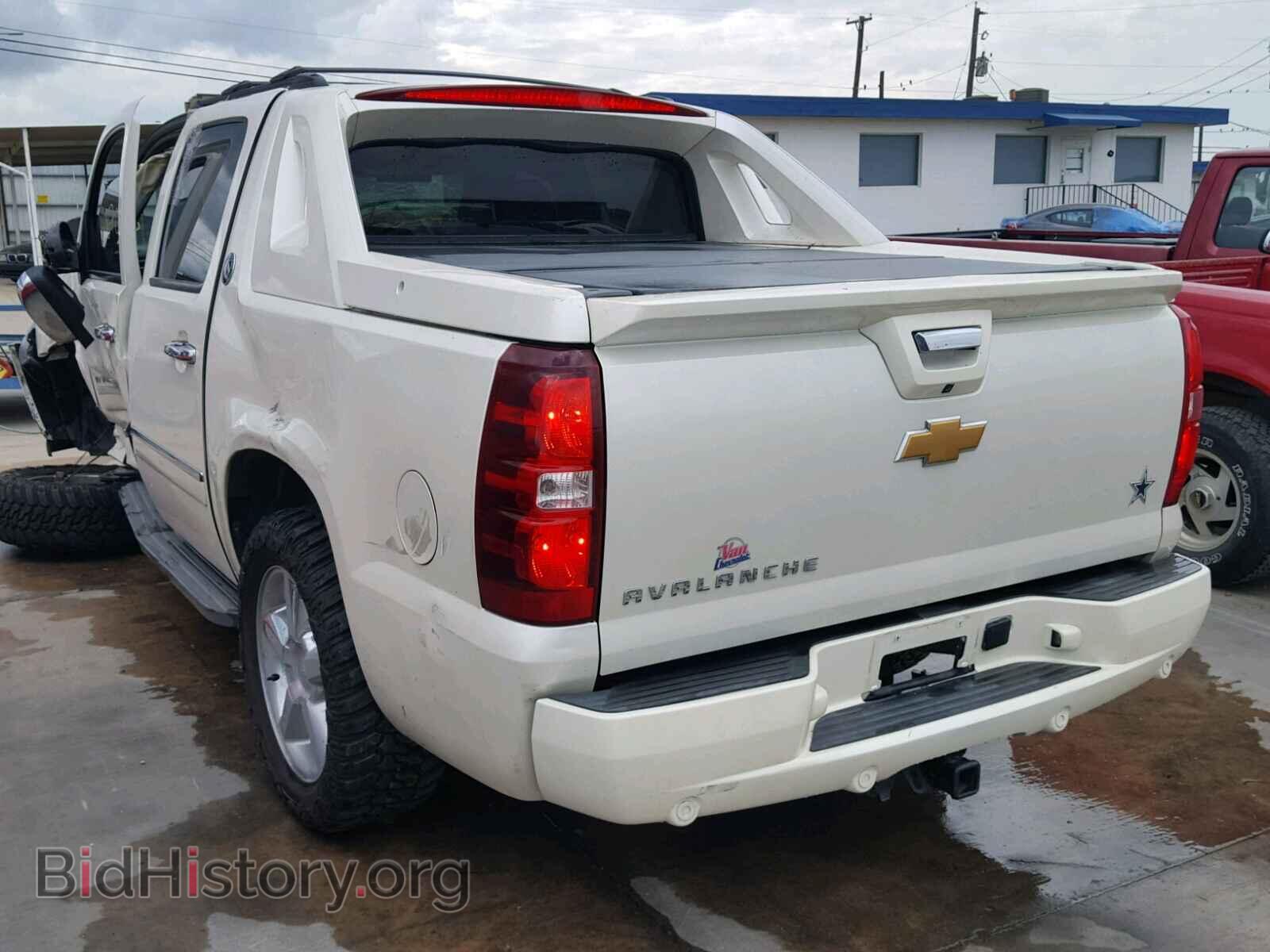 2013 CHEVROLET AVALANCHE - VIN: 3GNMCGE01DG196775 - Фото 3