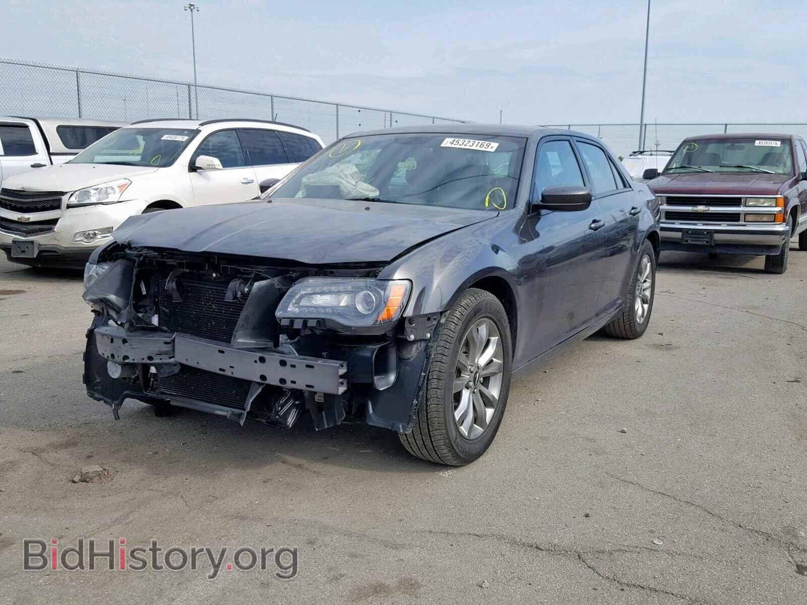 2014 CHRYSLER 300 - VIN: 2C3CCAGG4EH366029 - Фото 2
