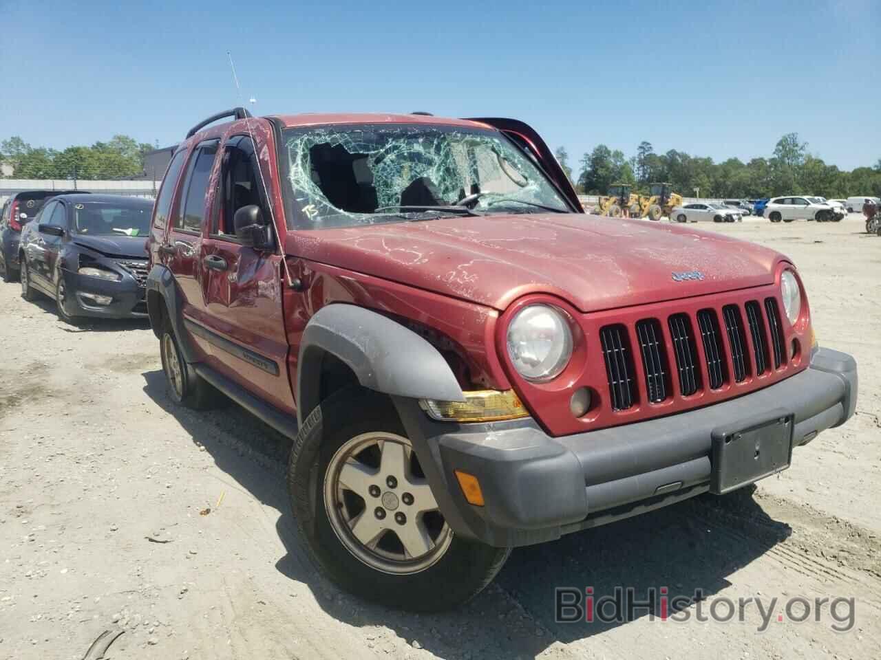 Photo 1J4GK48K36W153624 - JEEP LIBERTY 2006