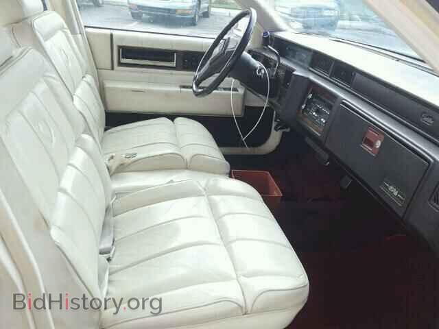 1986 CADILLAC DEVILLE - VIN: 1G6CD6984G4204402 - Фото 5