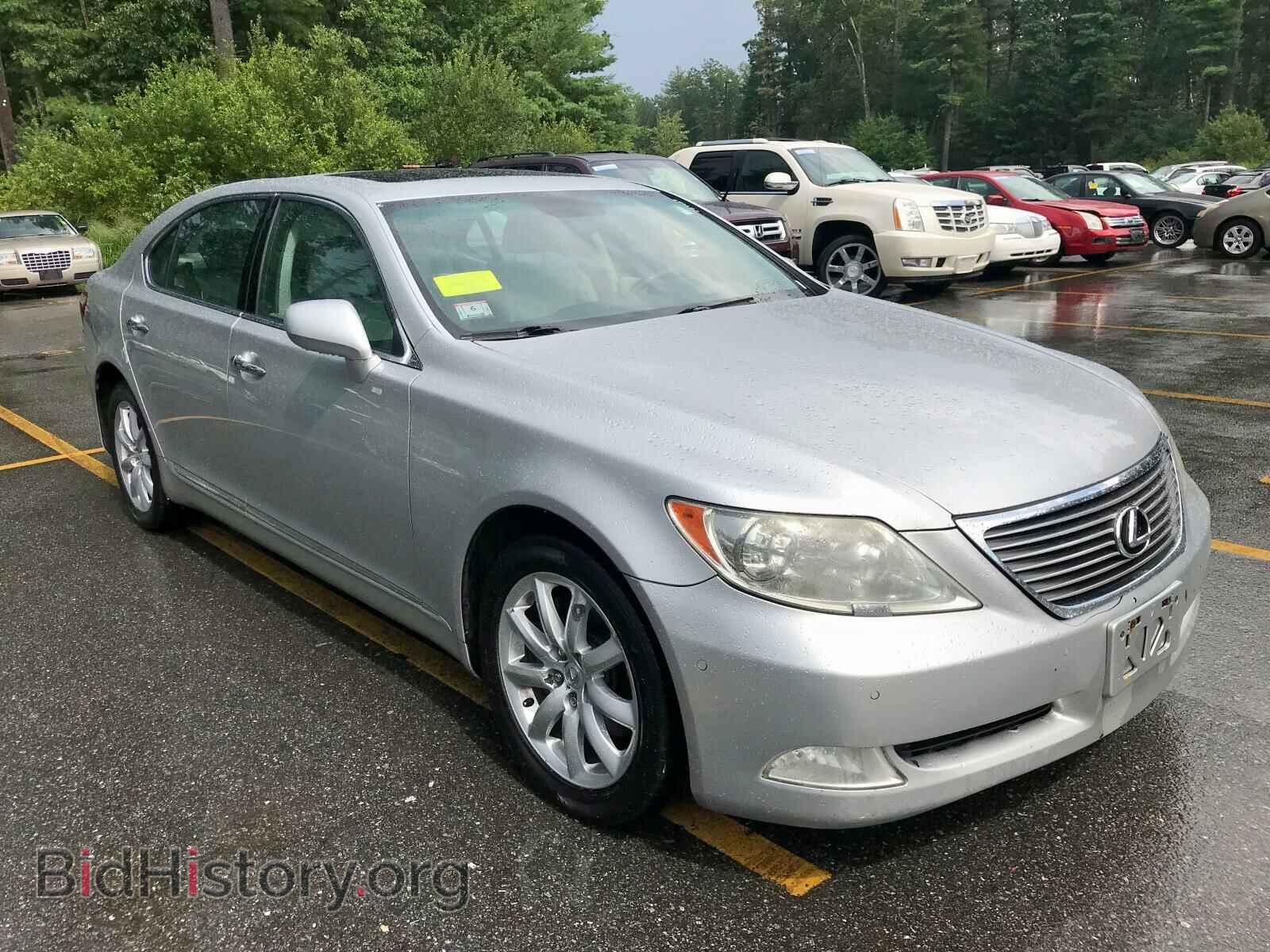 Фотография JTHGL46FX85030337 - LEXUS LS460 2008