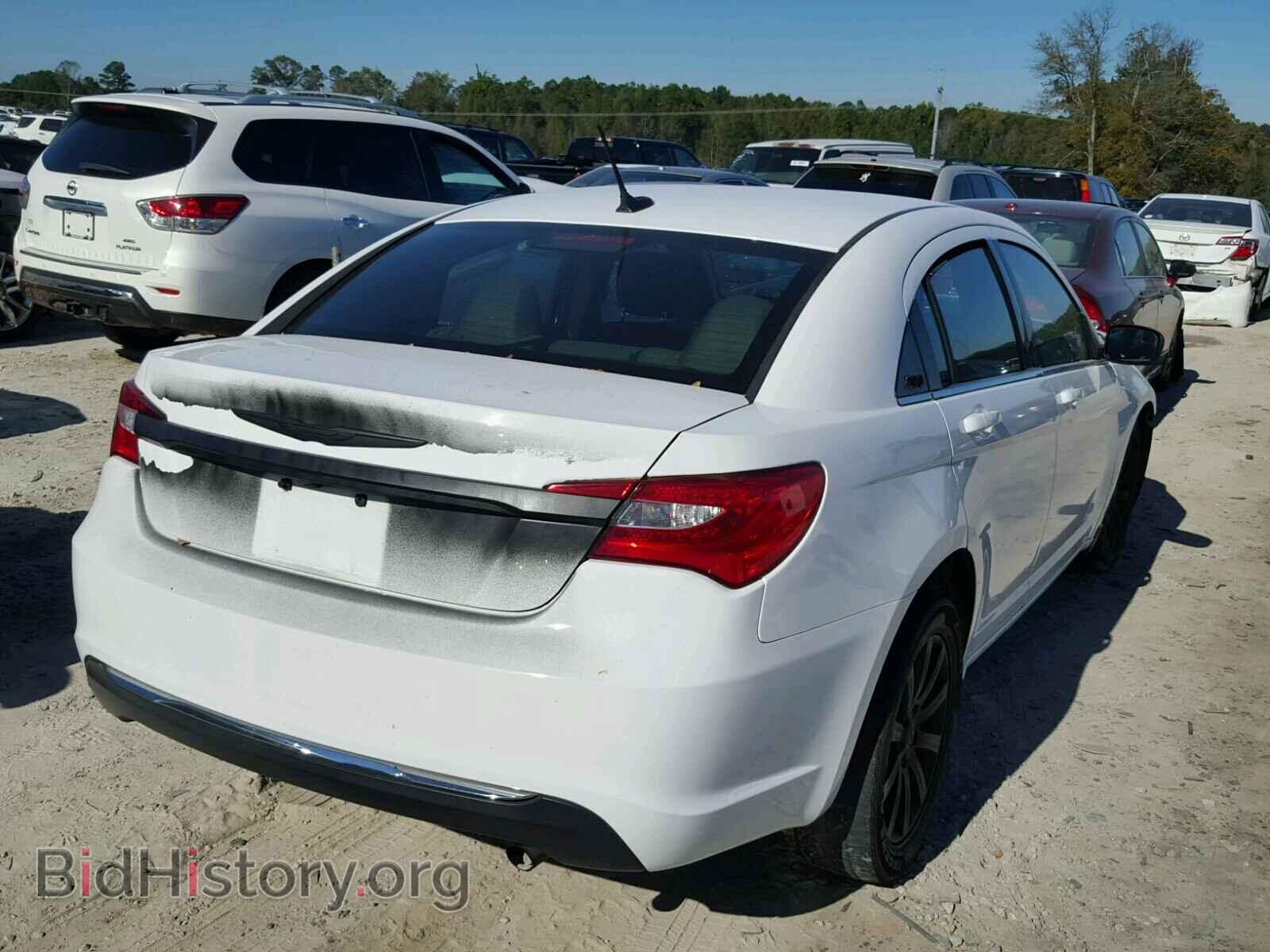 2011 CHRYSLER 200 - VIN: 1C3BC1FB8BN575262 - Фото 4