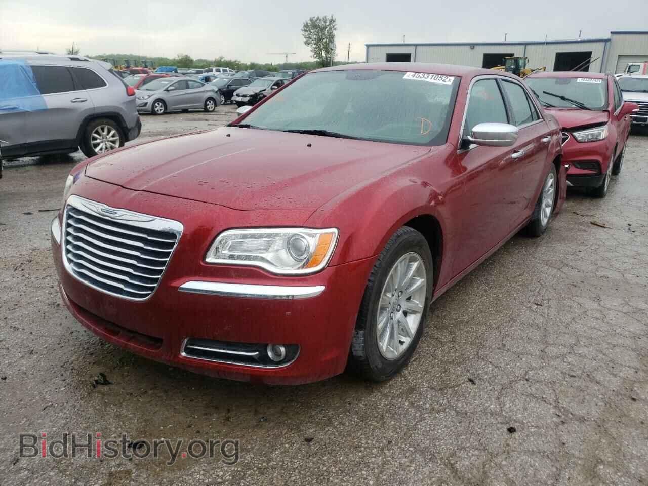 2011 CHRYSLER 300 - VIN: 2C3CA5CG0BH617093 - Фото 2