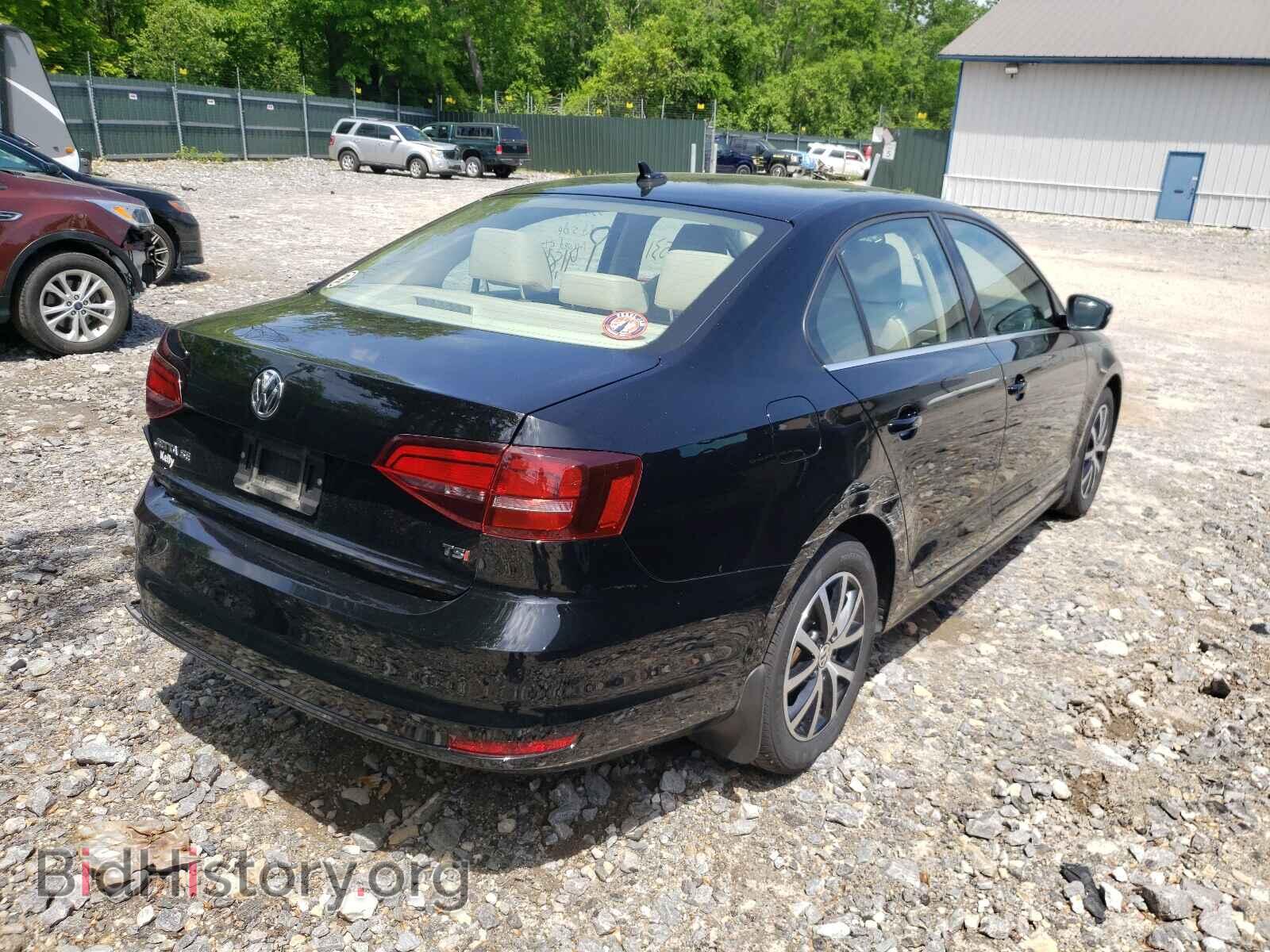 2017 VOLKSWAGEN JETTA - VIN: 3VWDB7AJ9HM204118 - Фото 4