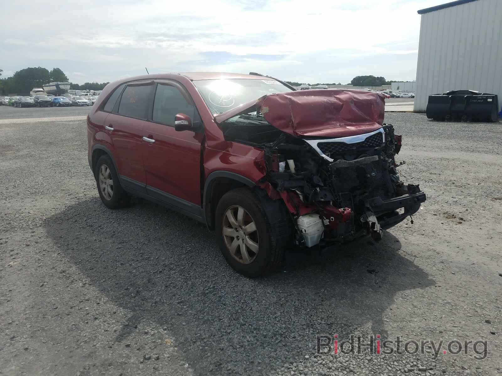 Photo 5XYKT3A1XBG042360 - KIA SORENTO 2011