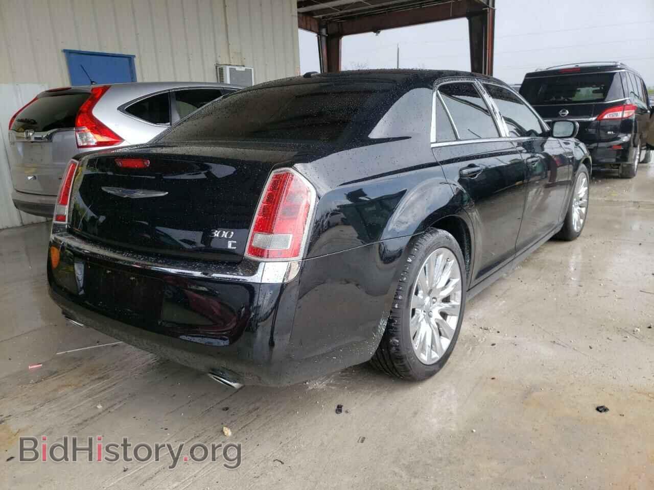 2013 CHRYSLER 300 - VIN: 2C3CCAAGXDH534389 - Фото 4