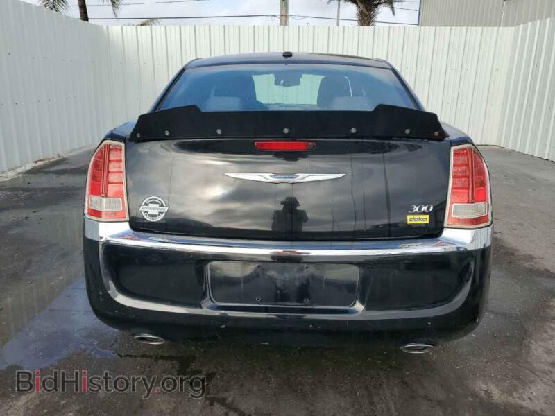 2012 Chrysler 300 (VIN 2C3CCAAGXCH237895) — фото 6 из 13
