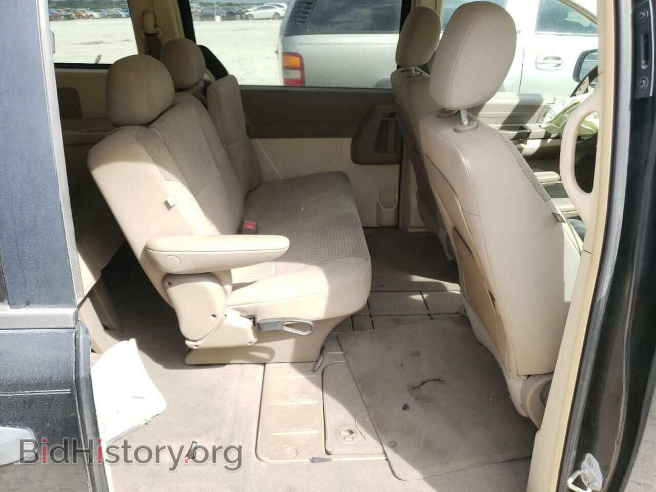 2008 CHRYSLER MINIVAN - VIN: 2A8HR44H78R651698 - Фото 6