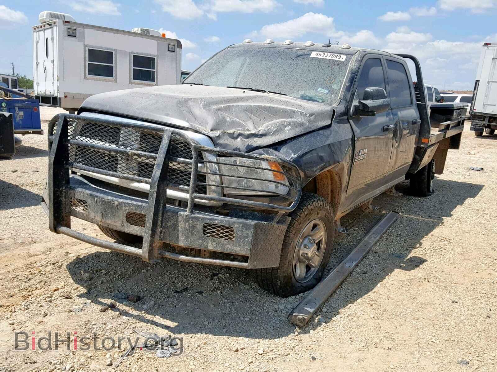 2018 RAM 2500 ST - VIN: 3C6UR5HL9JG282890 - Фото 2