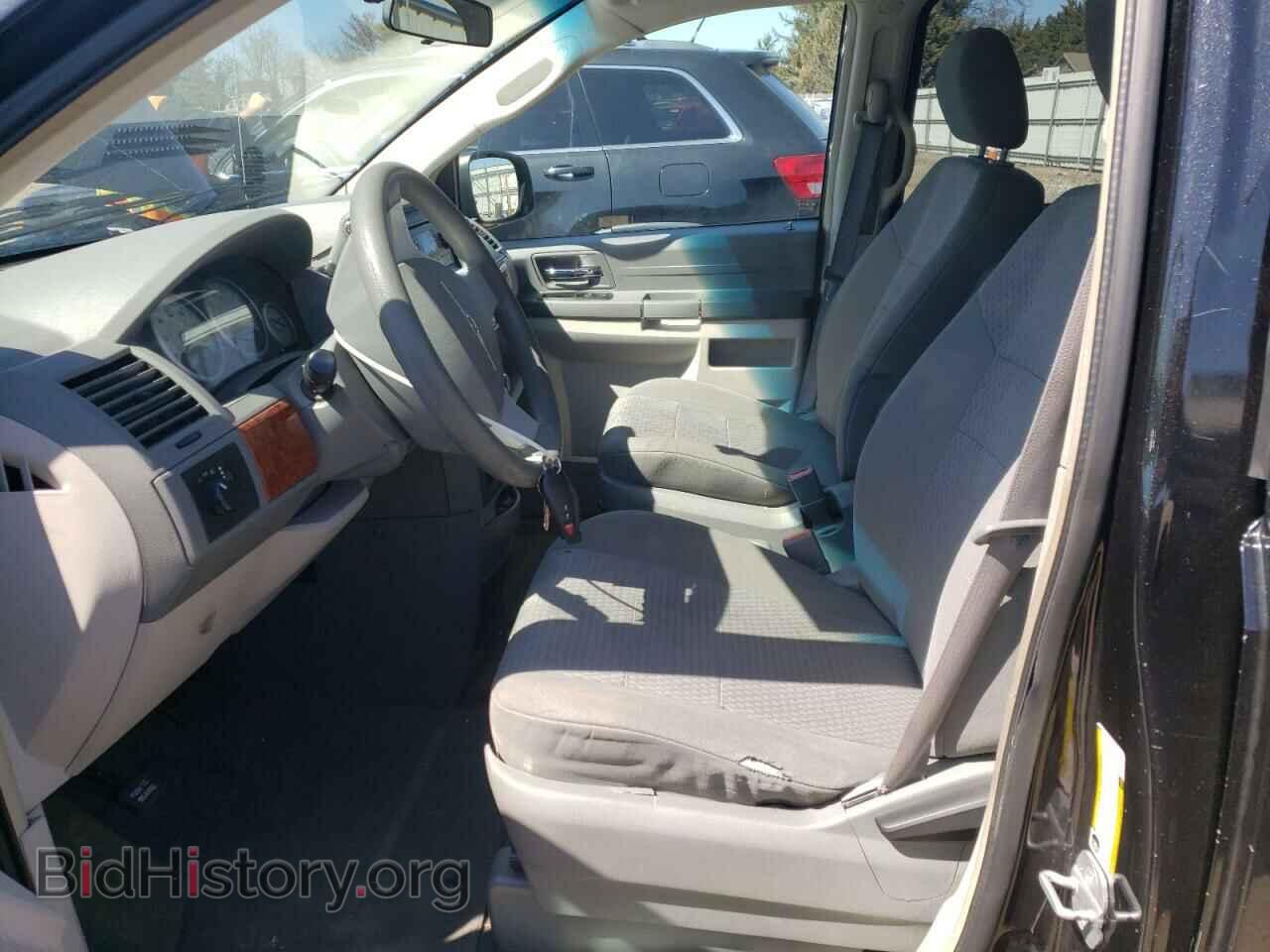 2008 CHRYSLER MINIVAN - VIN: 2A8HR44H18R134879 - Фото 7
