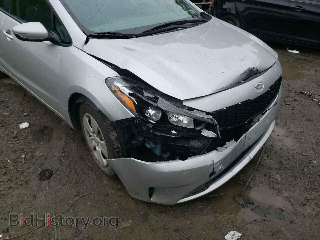 2017 KIA FORTE - VIN: 3KPFK4A78HE010737 - Фото 9