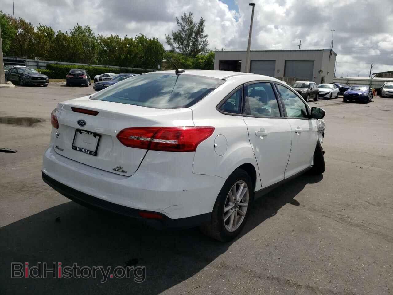 2016 FORD FOCUS - VIN: 1FADP3F29GL249807 - Photo 4