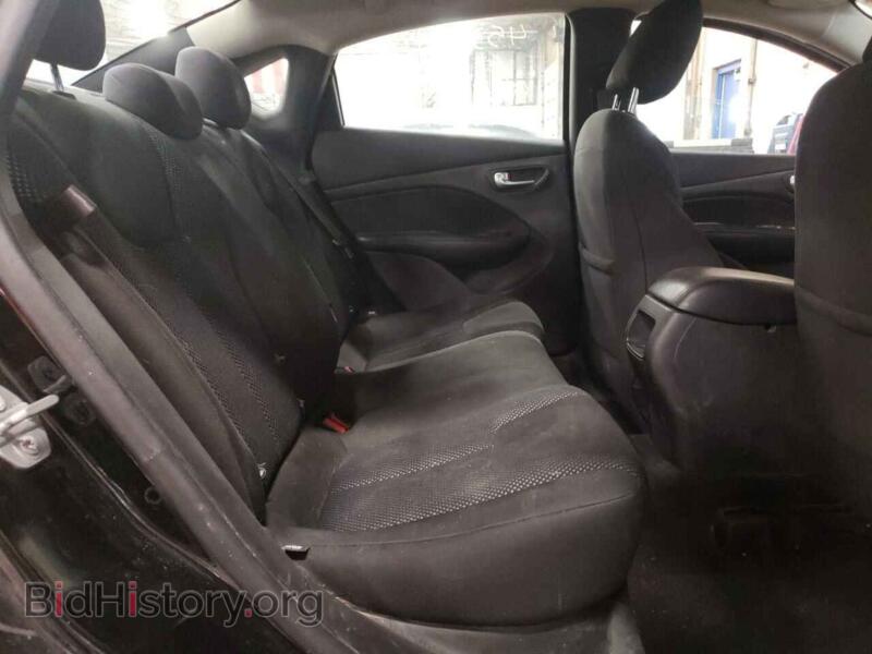 2015 Dodge DART (VIN 1C3CDFAA2FD187615) — photo 6 of 10