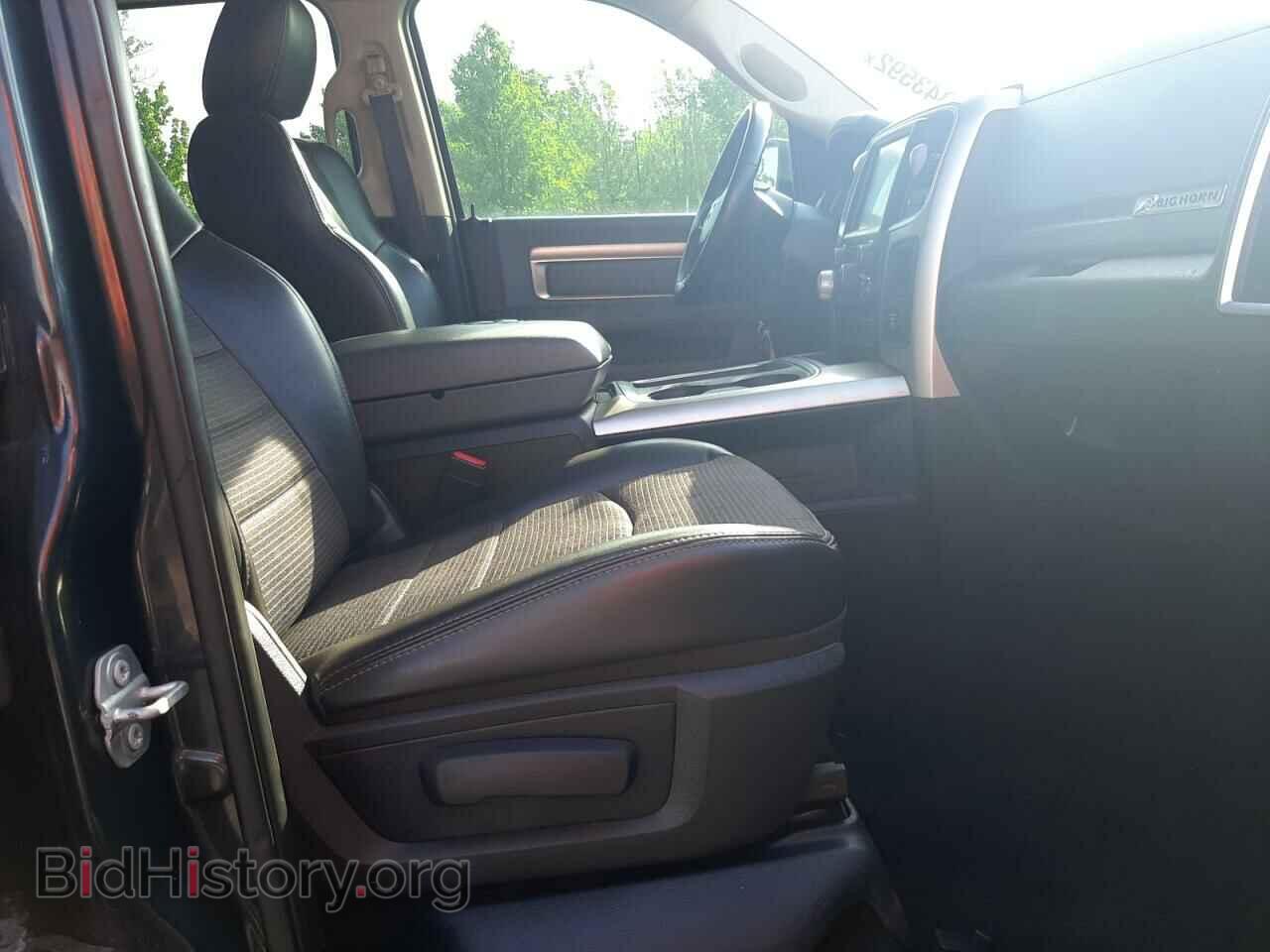 2017 RAM 1500 - VIN: 3C6RR7LT2HG584573 - Photo 5