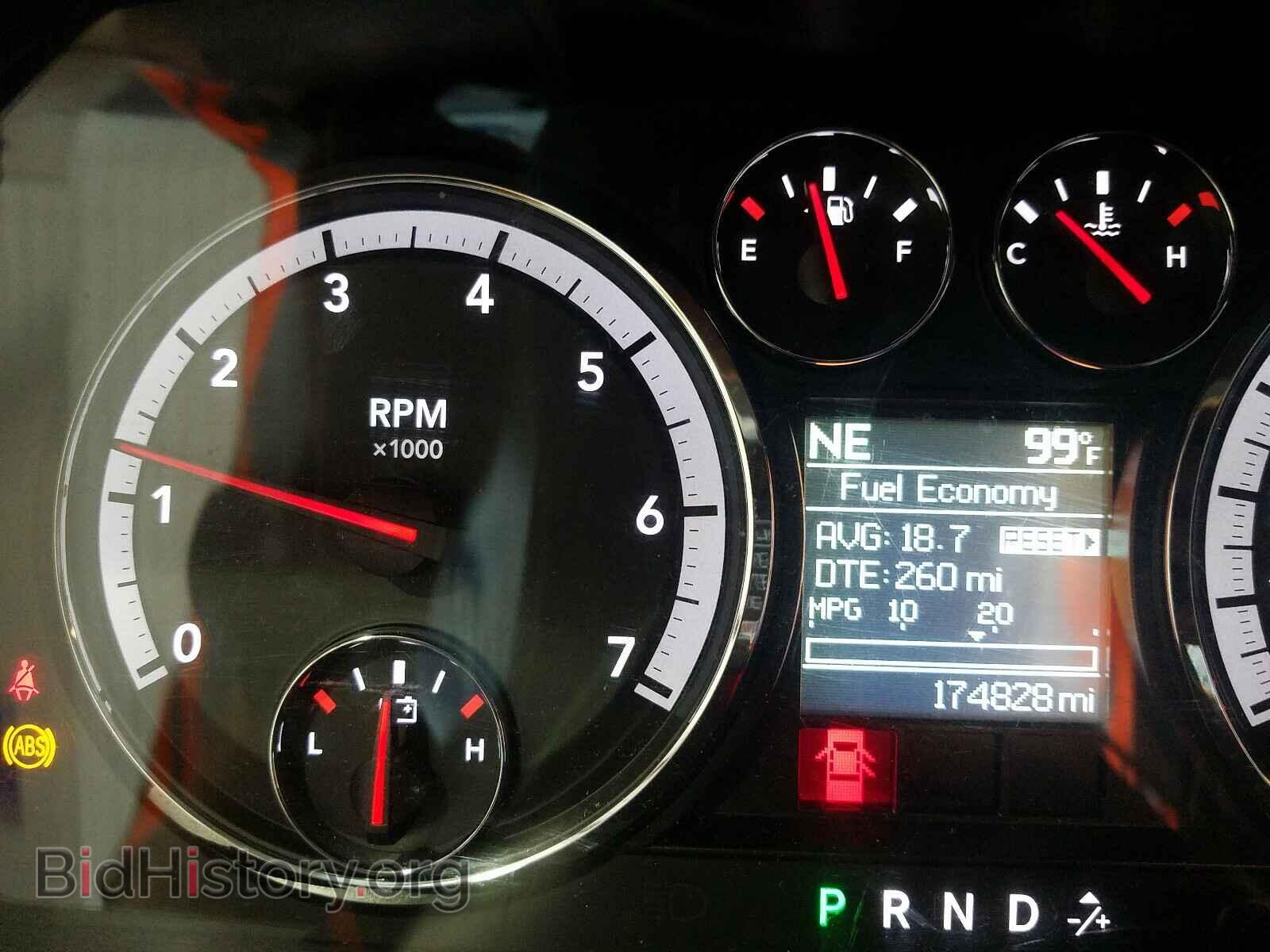 2011 DODGE RAM 1500 - VIN: 1D7RV1CT8BS676584 - Фото 8
